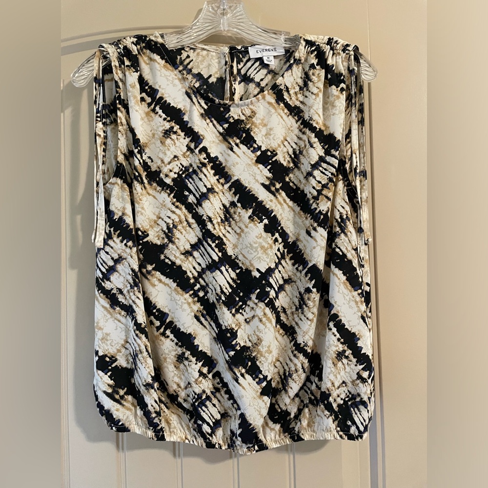 Evereve Dre Tie Shoulder Top